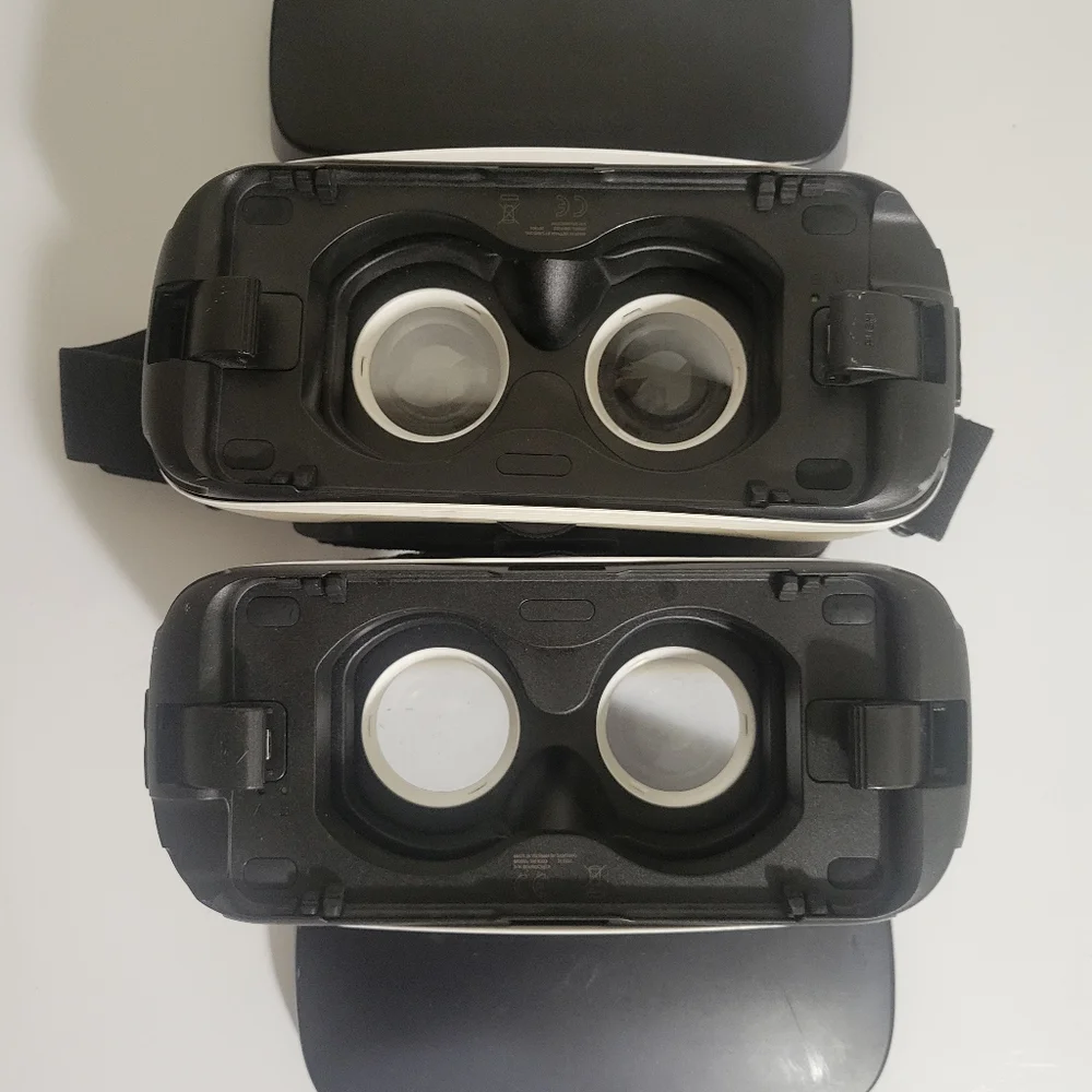 Samsung Gear VR Virtual head sets